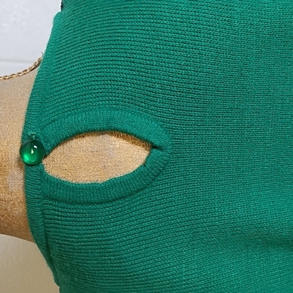 Vintage Regency By Joyce True Green Sweater Beading on Black Velvet Neckline - Picture 4 of 11